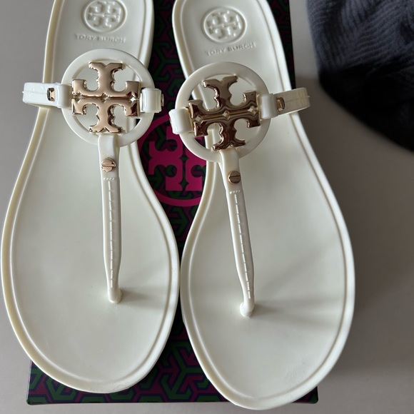 Tory Burch sandals - Picture 1 of 3